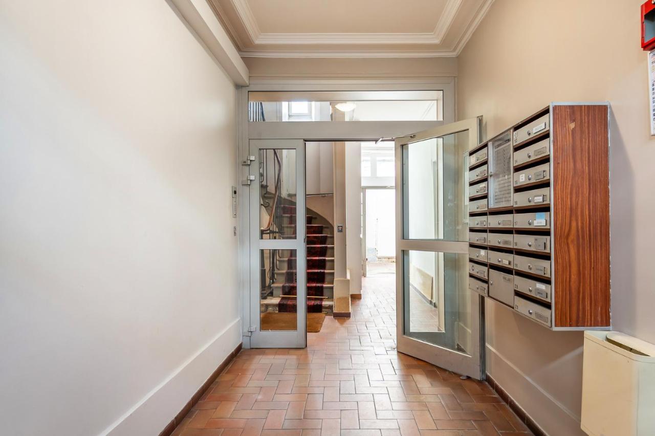 Paris Eiffel Apartment ภายนอก รูปภาพ